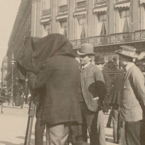 Observations relatives aux clichés de J.&nbsp;M.&nbsp;Cañellas pris place de l’Opéra à Paris