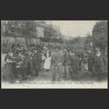 Place de Clichy, le marché aux fleurs vers 1900 (carte postale, coll. part.)